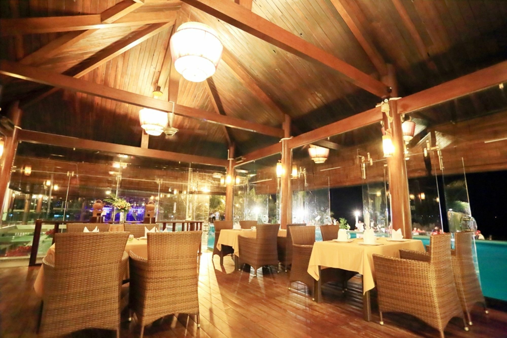 Villa Del Sol Beach Resort & Spa Фан Тиет Екстериор снимка